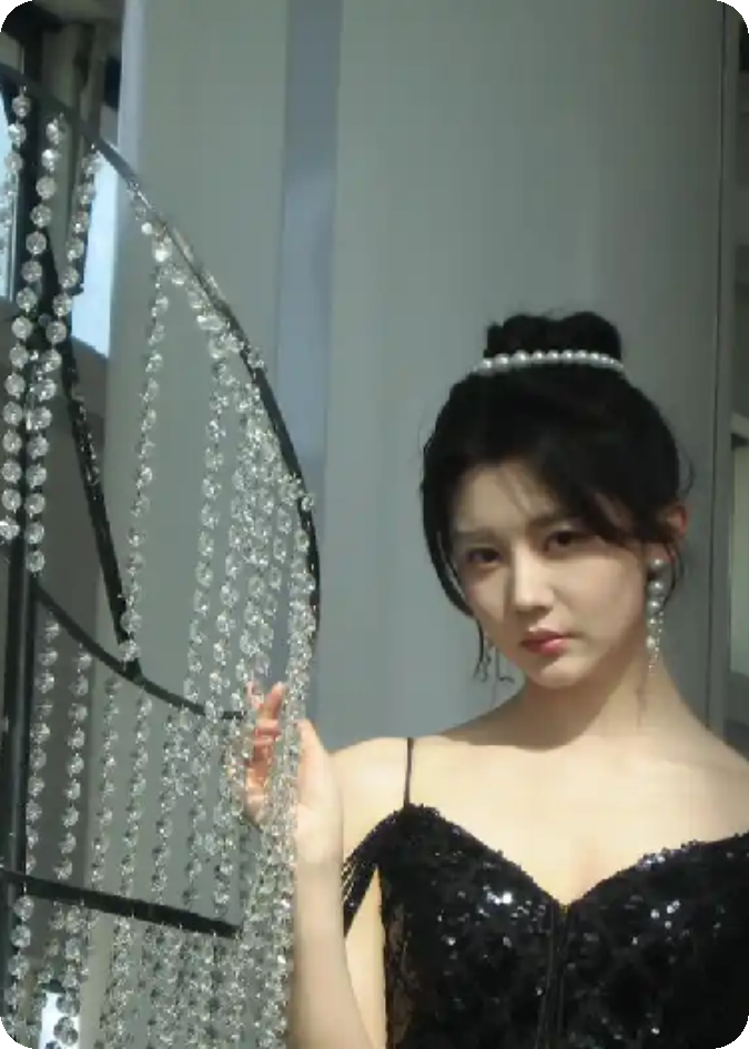 蒋亮火力全开追求许妍